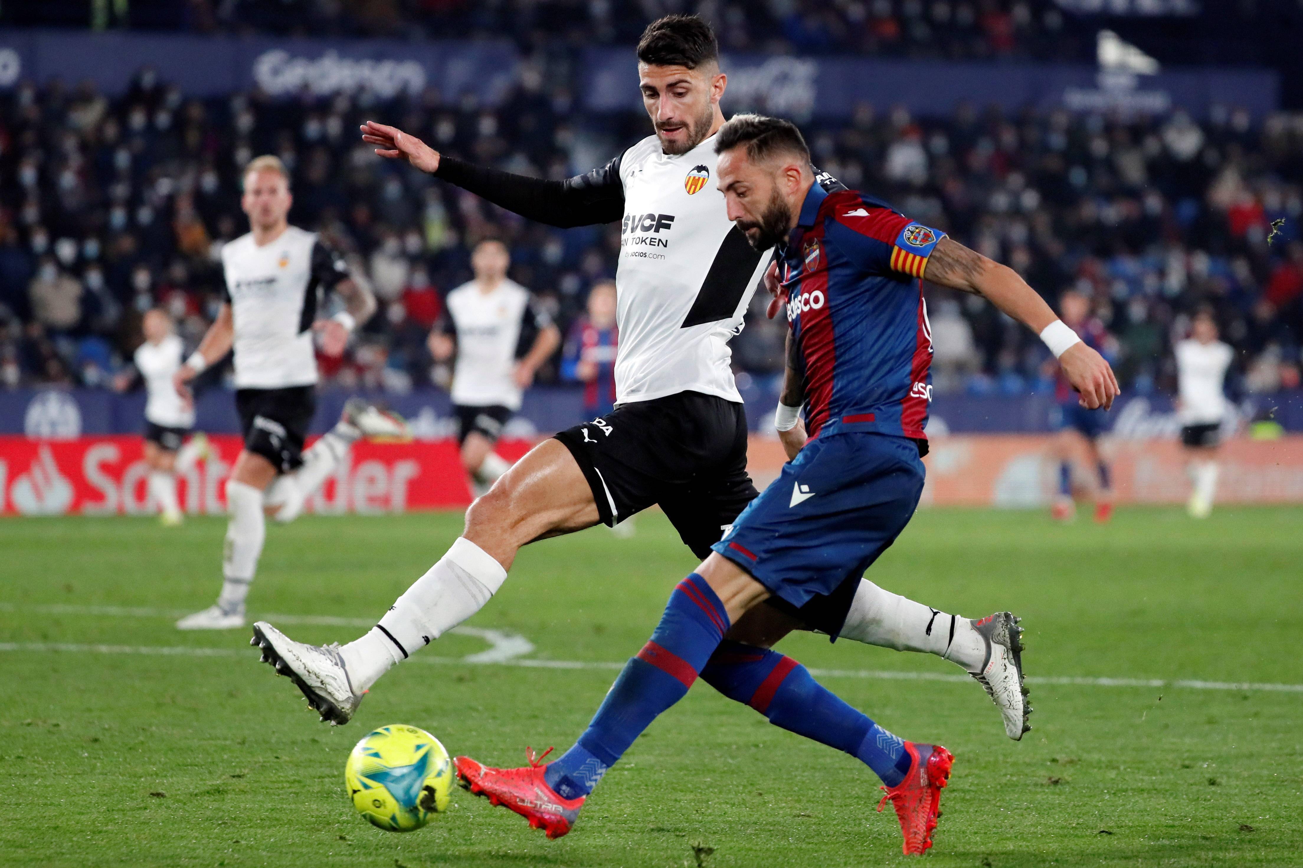 九游官网-瓦伦西亚主场失利，遭遇主场卫不住  第1张